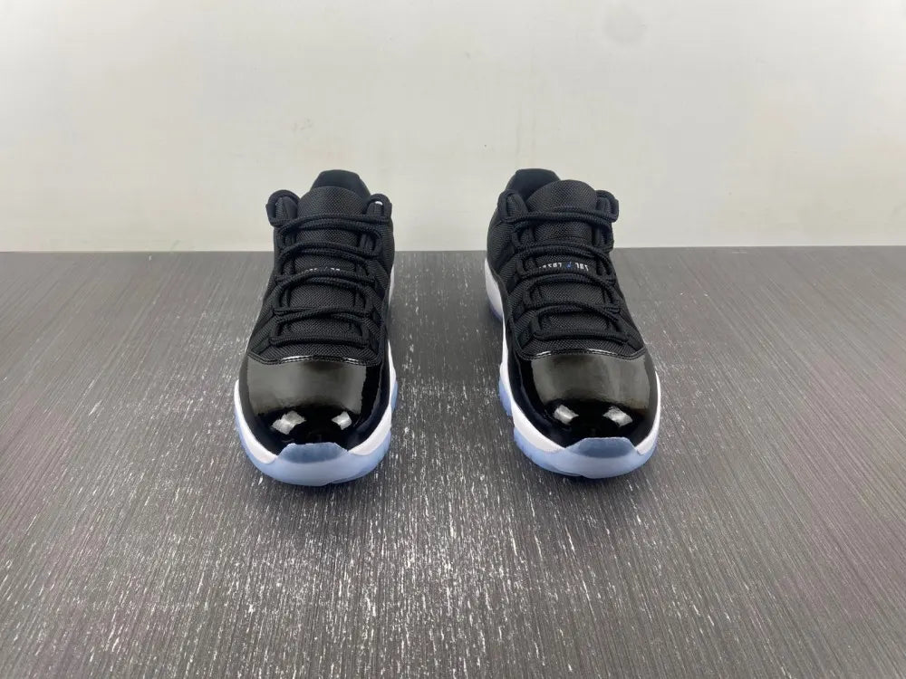 Air Jordan 11 Low IE Space Jam - Hình 13