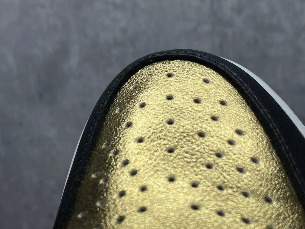 limited Air Jordan 1 High Black Gold - Hình 2