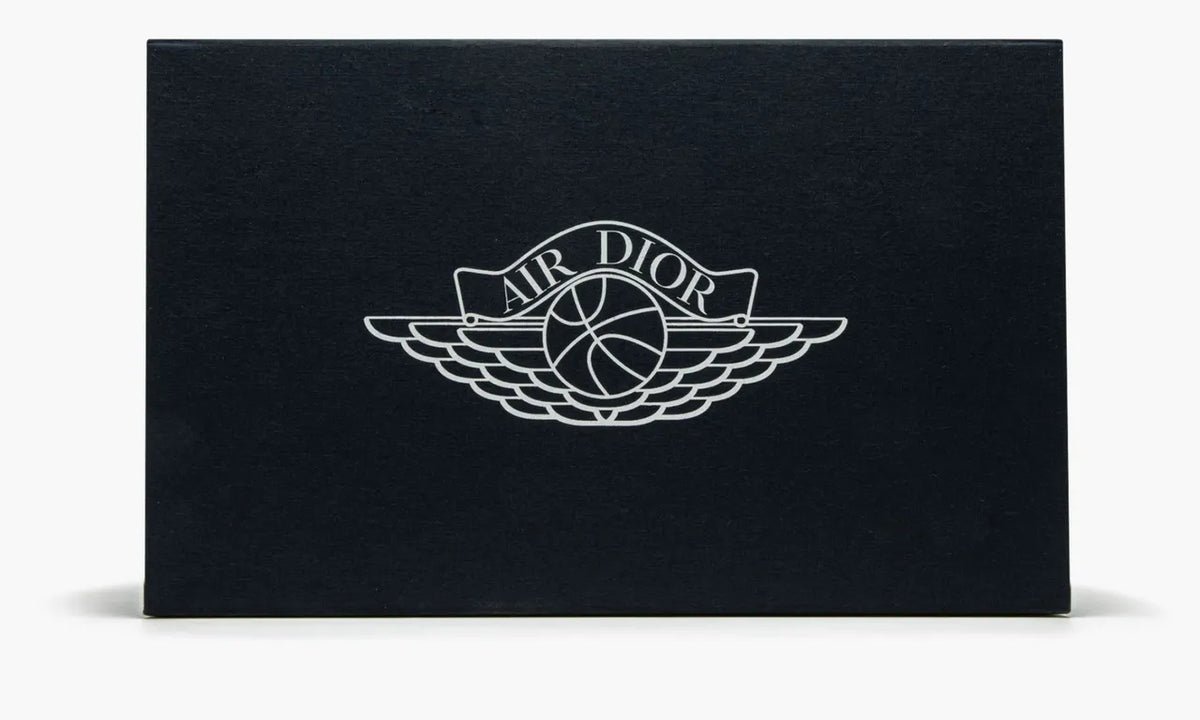 Air Jordan 1 Low Dior: The #1 Luxury Sneaker Collaboration of the Decade