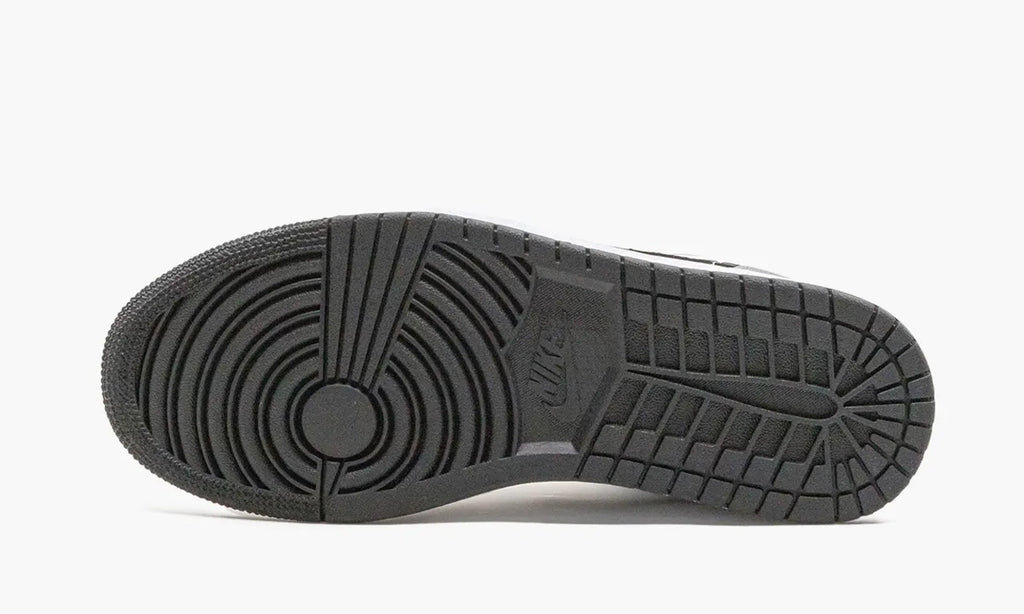 Air Jordan 1 Low Premium Light Smoke Grey: The Top 1 Essential Sneaker of 2024