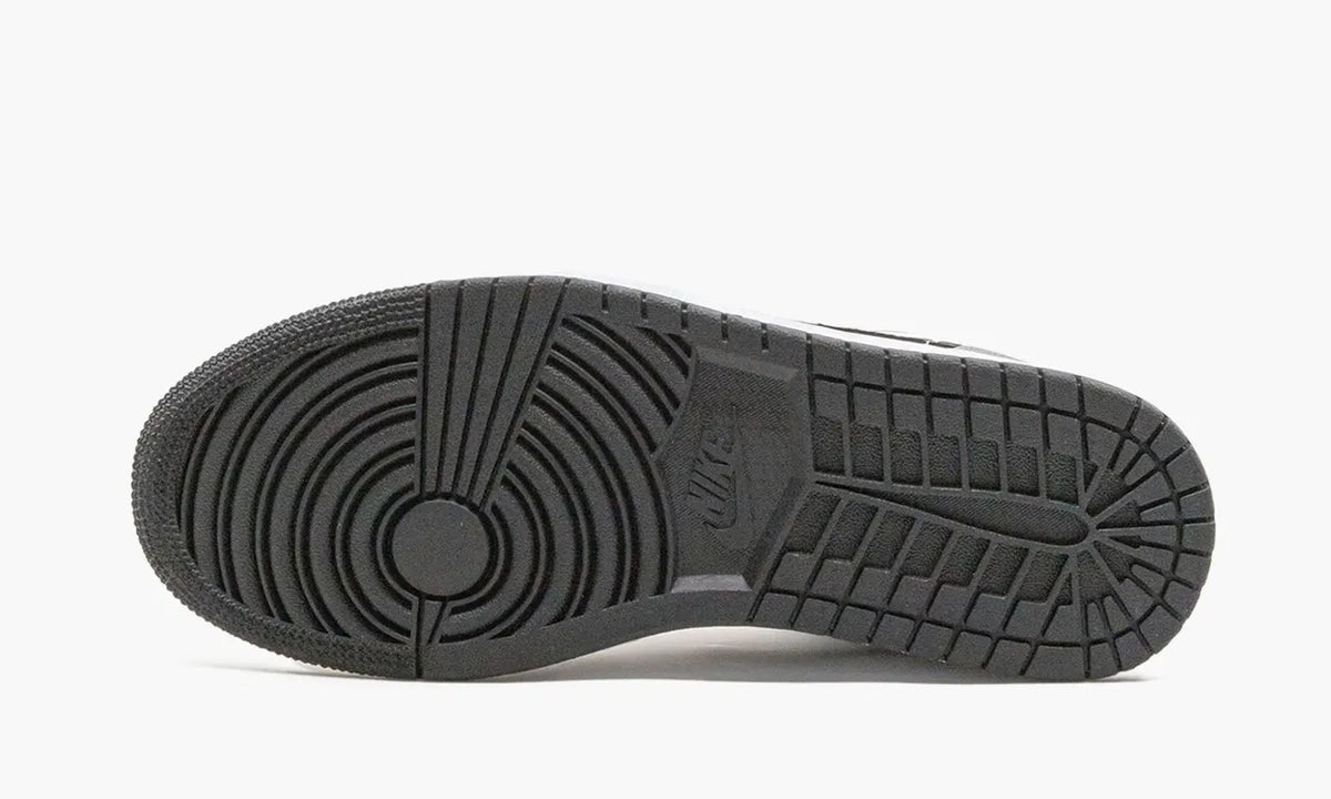 Air Jordan 1 Low Premium Light Smoke Grey: The Top 1 Essential Sneaker of 2024