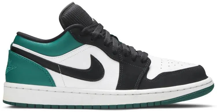 Air Jordan 1 Low Sneakers