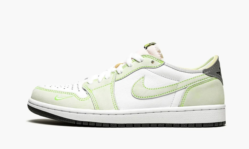 Air Jordan 1 Low Ghost Green: #1 Premium Retro Sneaker for Ultimate Style