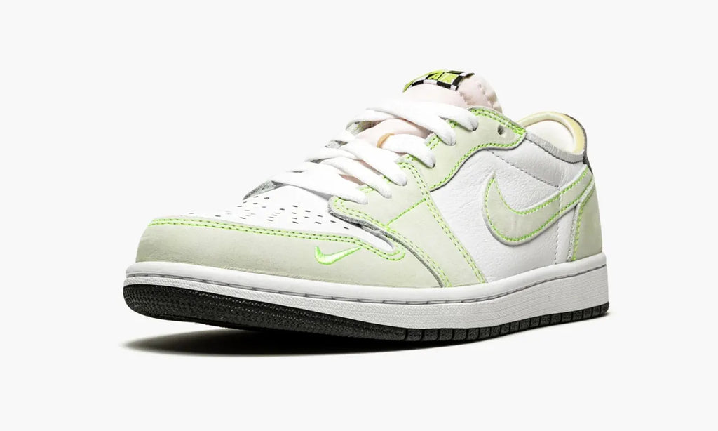 Air Jordan 1 Low Ghost Green: #1 Premium Retro Sneaker for Ultimate Style