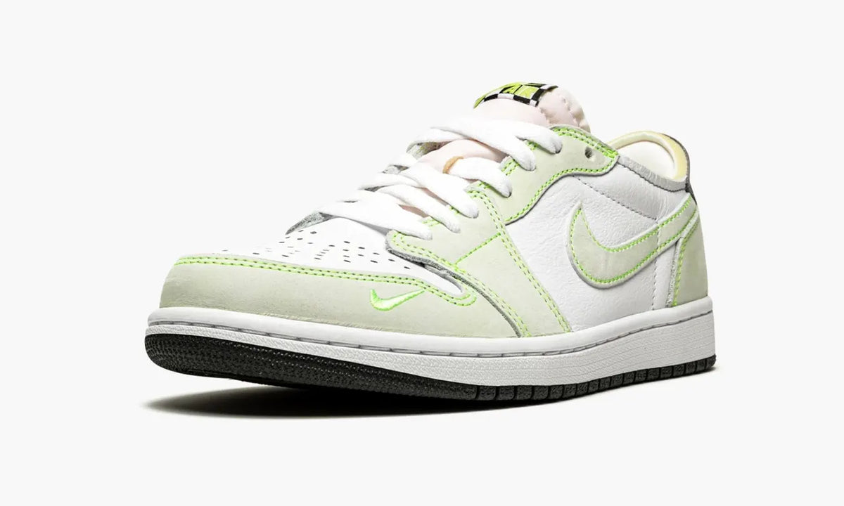 Air Jordan 1 Low Ghost Green: #1 Premium Retro Sneaker for Ultimate Style