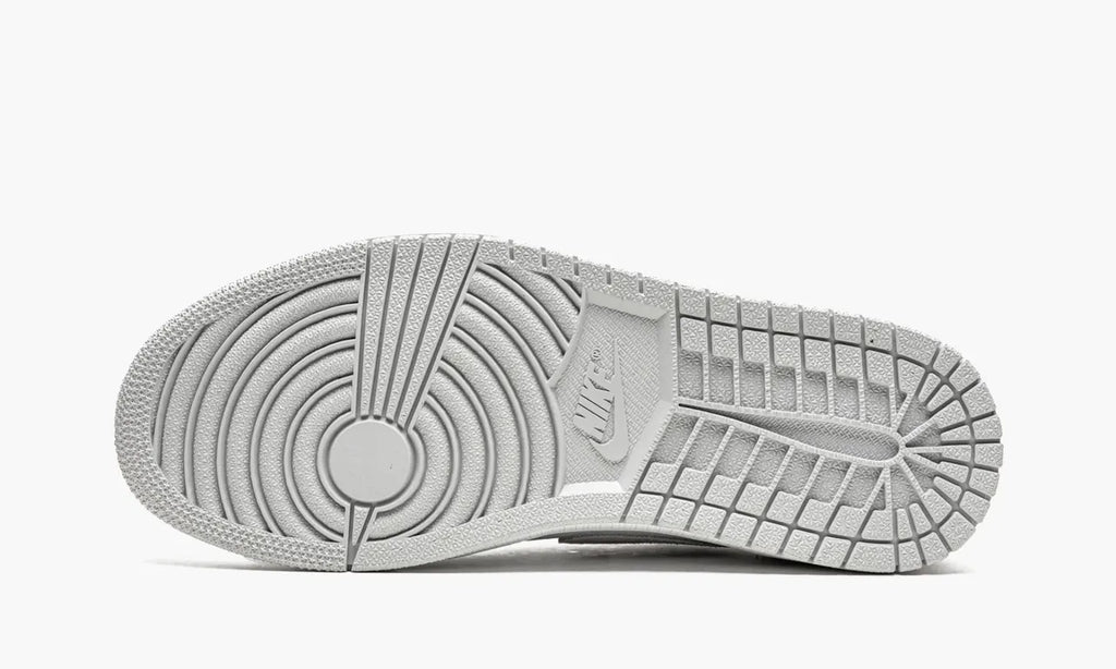Air Jordan 1 Low OG Neutral Grey: The 1 Best Premium Heritage Sneaker