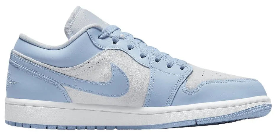 Air Jordan 1 Low UNC