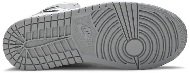Air Jordan 1 Mid sneakers in Light Smoke Grey – 1 Ultimate Luxury Choice