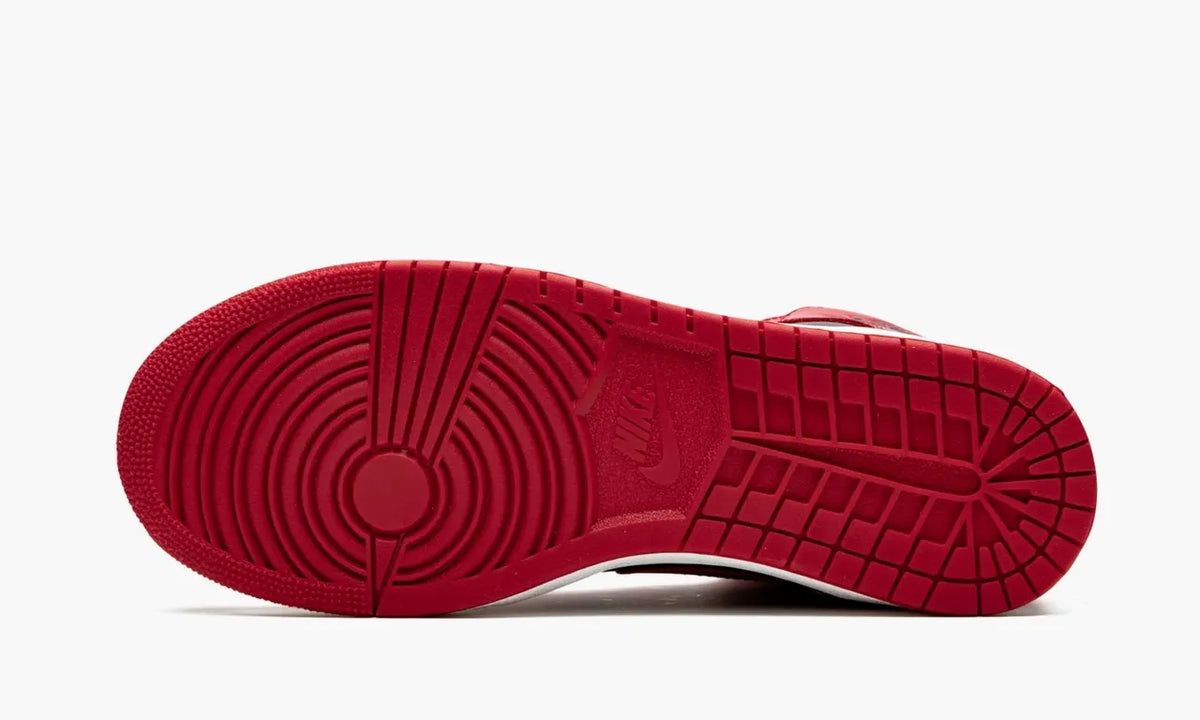 Air Jordan 1 Retro High OG Bred: The #1 Best Premium Luxury Basketball Shoes