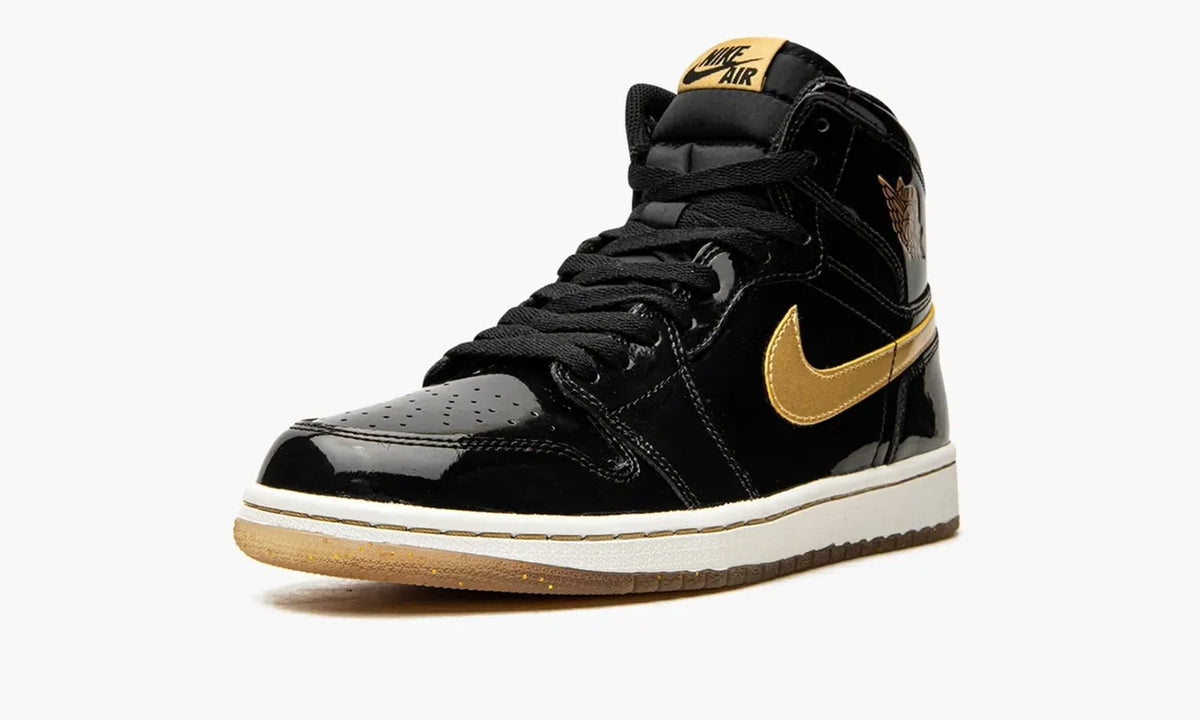 Air Jordan 1 High Retro Black Metallic Gold: 1st Choice for Luxury Style
