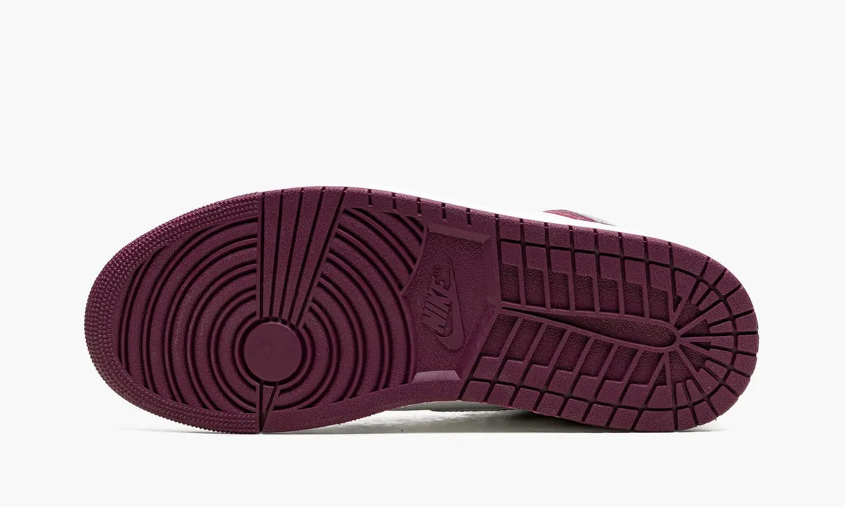 Air Jordan 1 Bordeaux: The #1 Premium Luxury High-Top Sneaker for 2024
