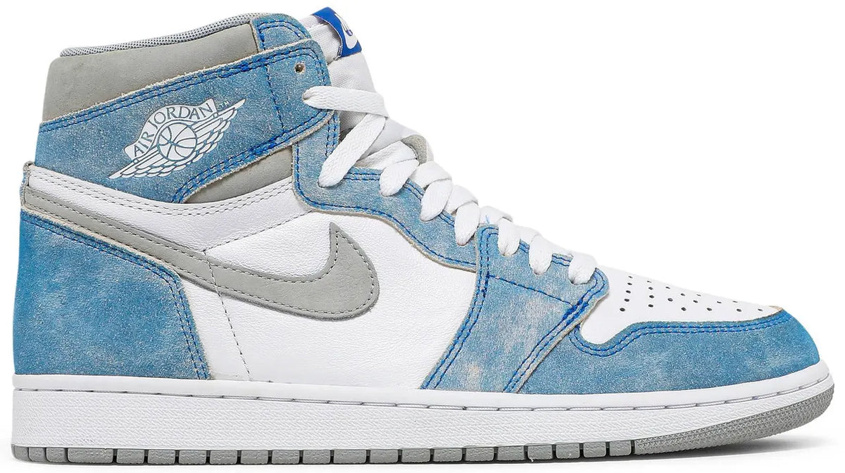 Air Jordan 1 Hyper Royal