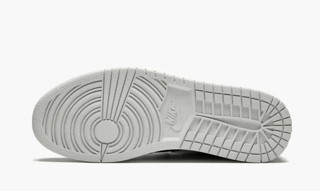 Air Jordan 1 High OG Premium Neutral Grey & Hyper Crimson 2019 Edition