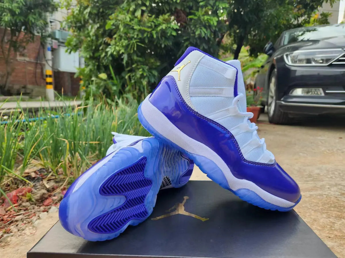 Air Jordan 11 White/Purple - Hình 4
