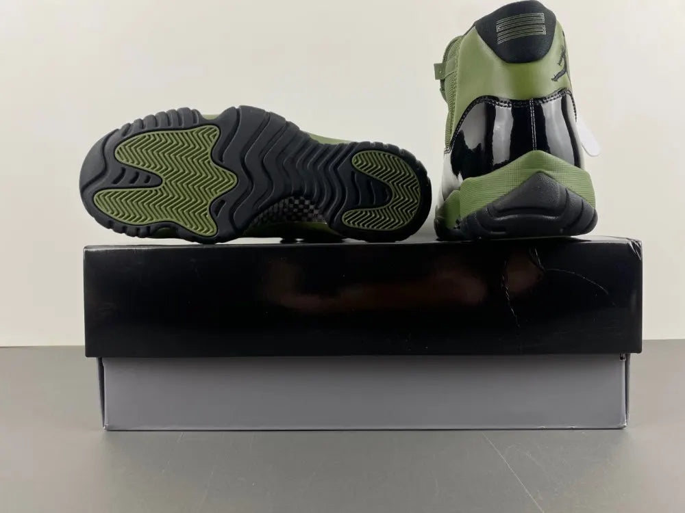 retro Air Jordan 11 Olive Green - Hình 3