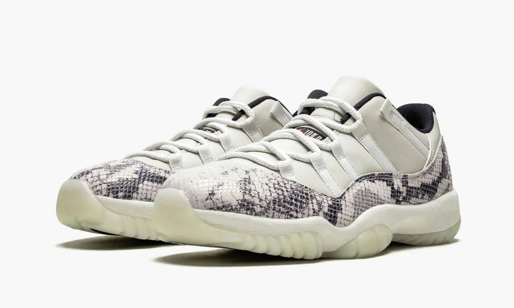 Air Jordan 11 Snakeskin Bone - Hình 3