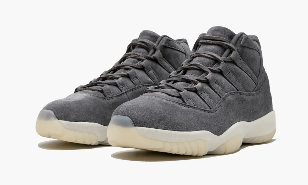 Jordan 11 Retro Grey Suede - Hình 3