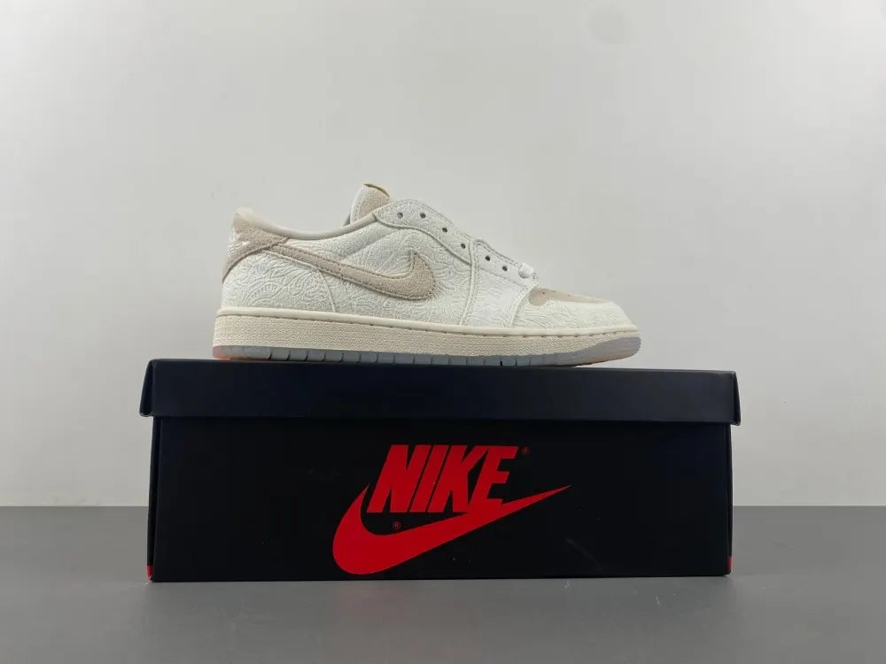 Air Jordan 1 Low SE Sanddrift - Hình 2