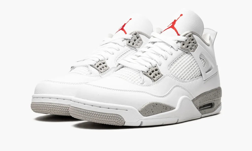 Air Jordan 4 White Oreo sneakers - Hình 3