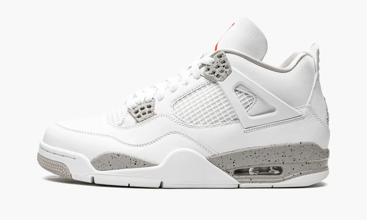 Air Jordan 4 White Oreo sneaker - Hình 3