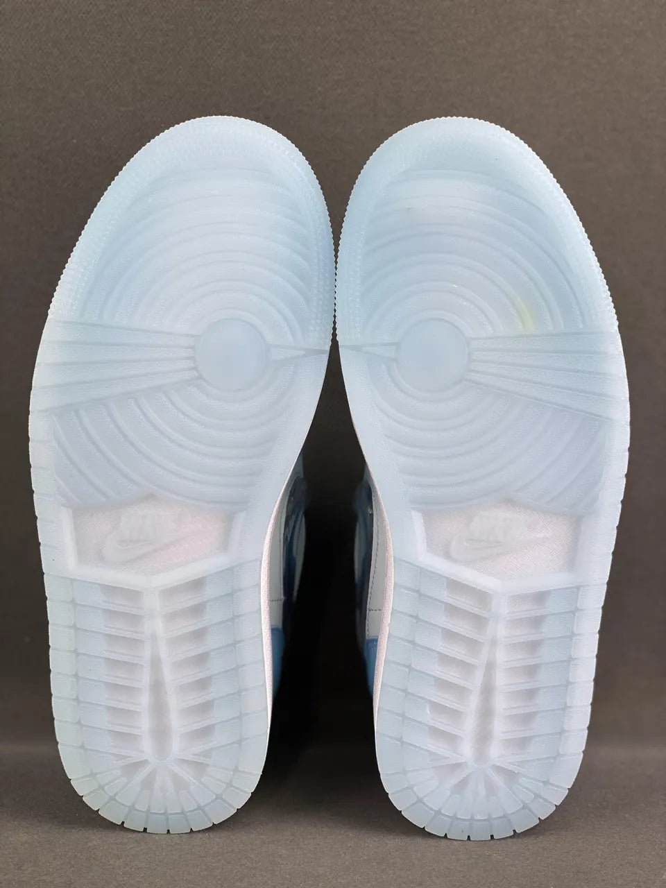 Air Jordan 1 Low sneakers: Top 1 Premium Iridescent Blue Edition