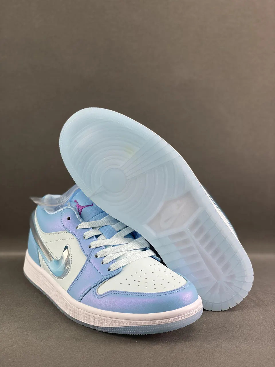 Air Jordan 1 Low sneakers: Top 1 Premium Iridescent Blue Edition