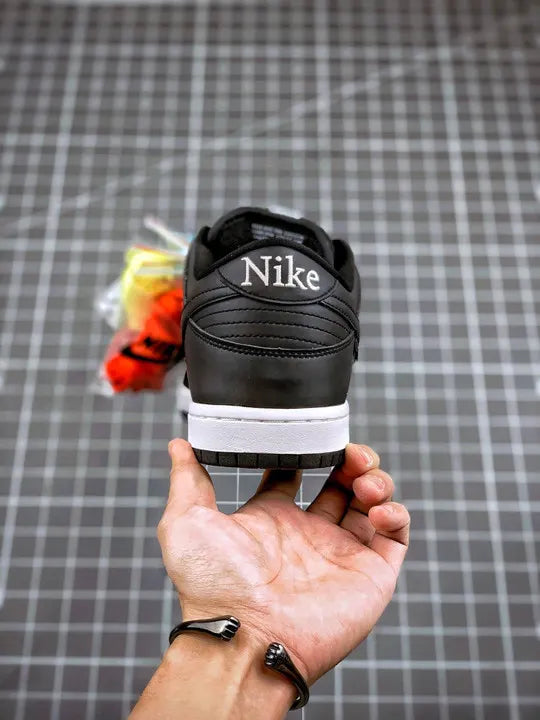 Nike SB Dunk Low Black - Hình 8