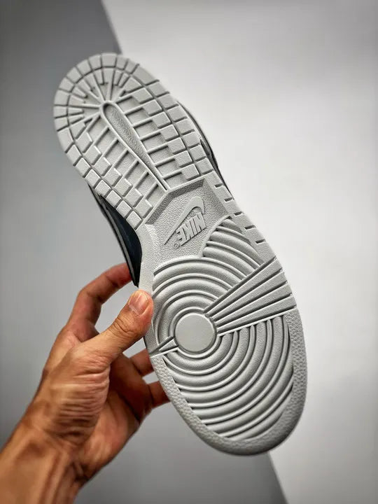 iconic Nike Dunk Low Grey Black - Hình 7