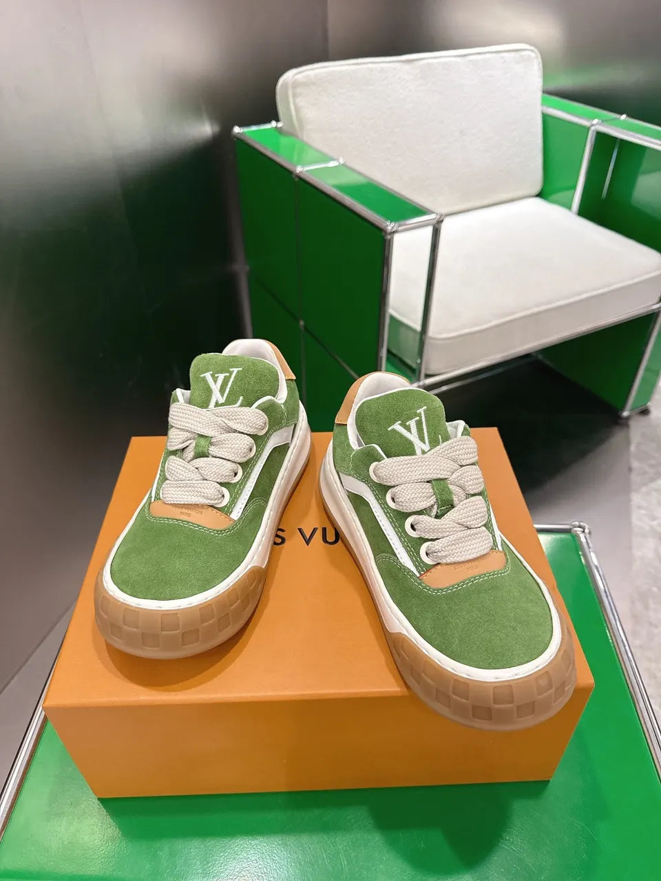 LV Green Suede Sneakers - Hình 2