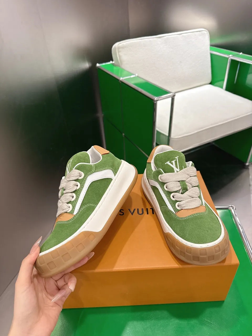 LV Green Suede Sneakers - Hình 3