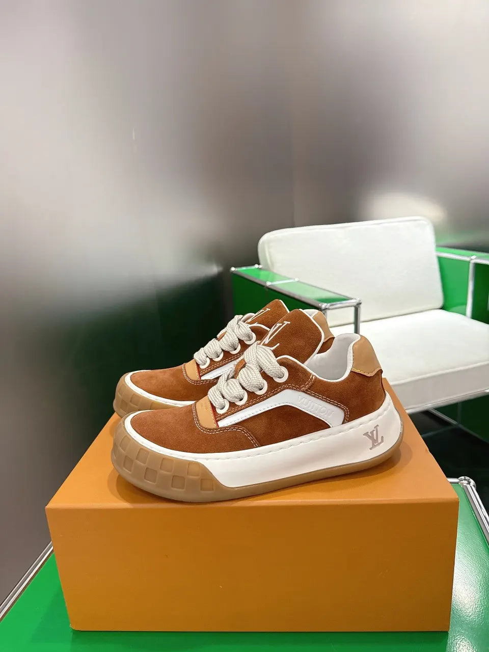 Louis Vuitton Brown Suede Skate - Hình 4