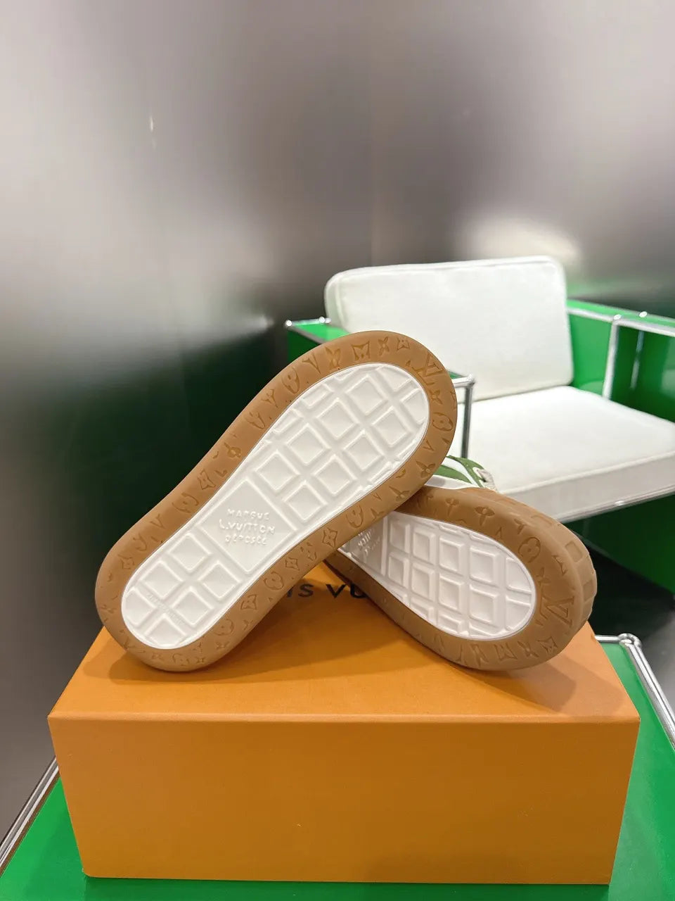 LV Green Suede Sneakers - Hình 9