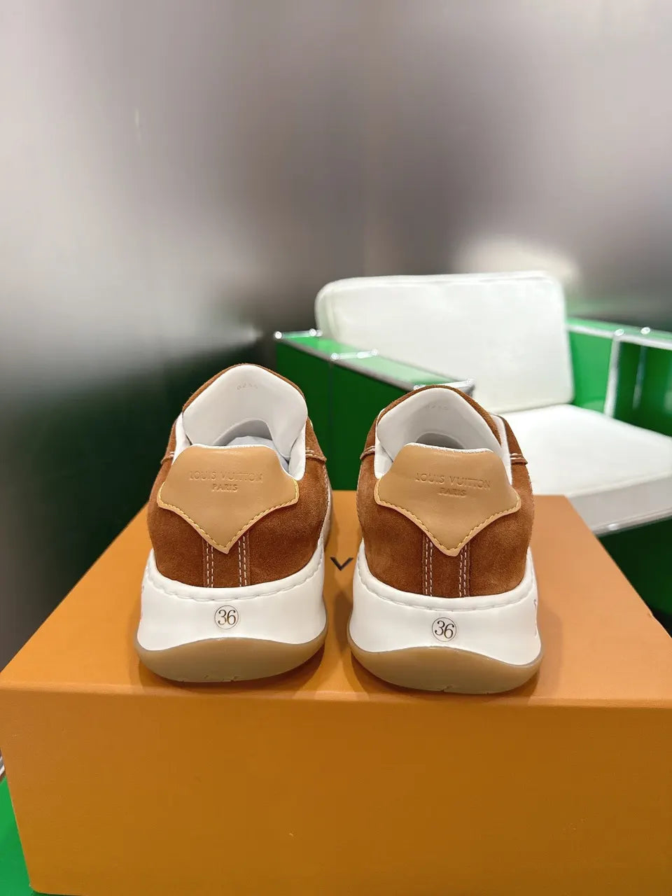 Louis Vuitton Brown Suede Skate - Hình 7