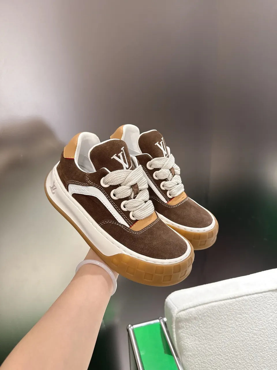 Brown Suede Casual Sneakers - Hình 4