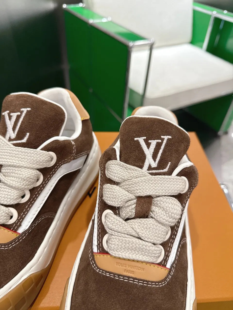 Brown Suede Casual Sneakers - Hình 5