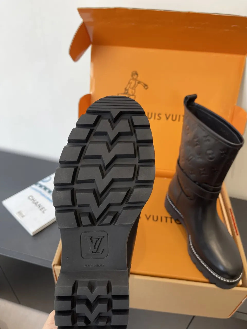 Louis Vuitton Black Leather Embossed Biker Boots - Hình 5