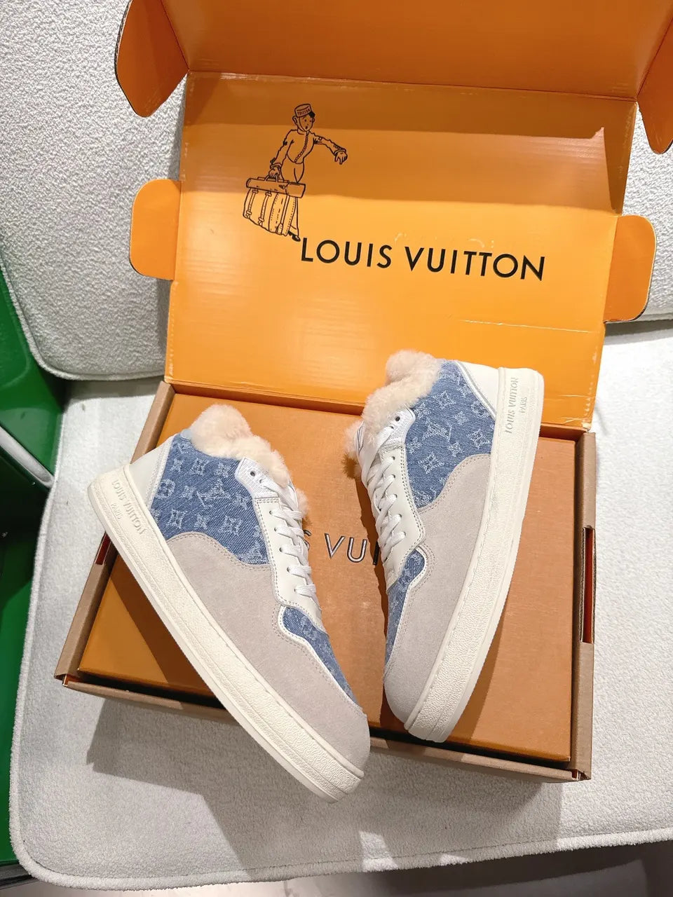 Louis Vuitton Denim Shearling Sneaker - Hình 3
