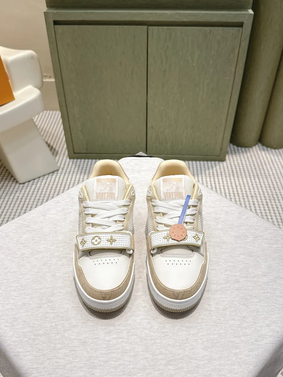 LV Trainer Beige Monogram