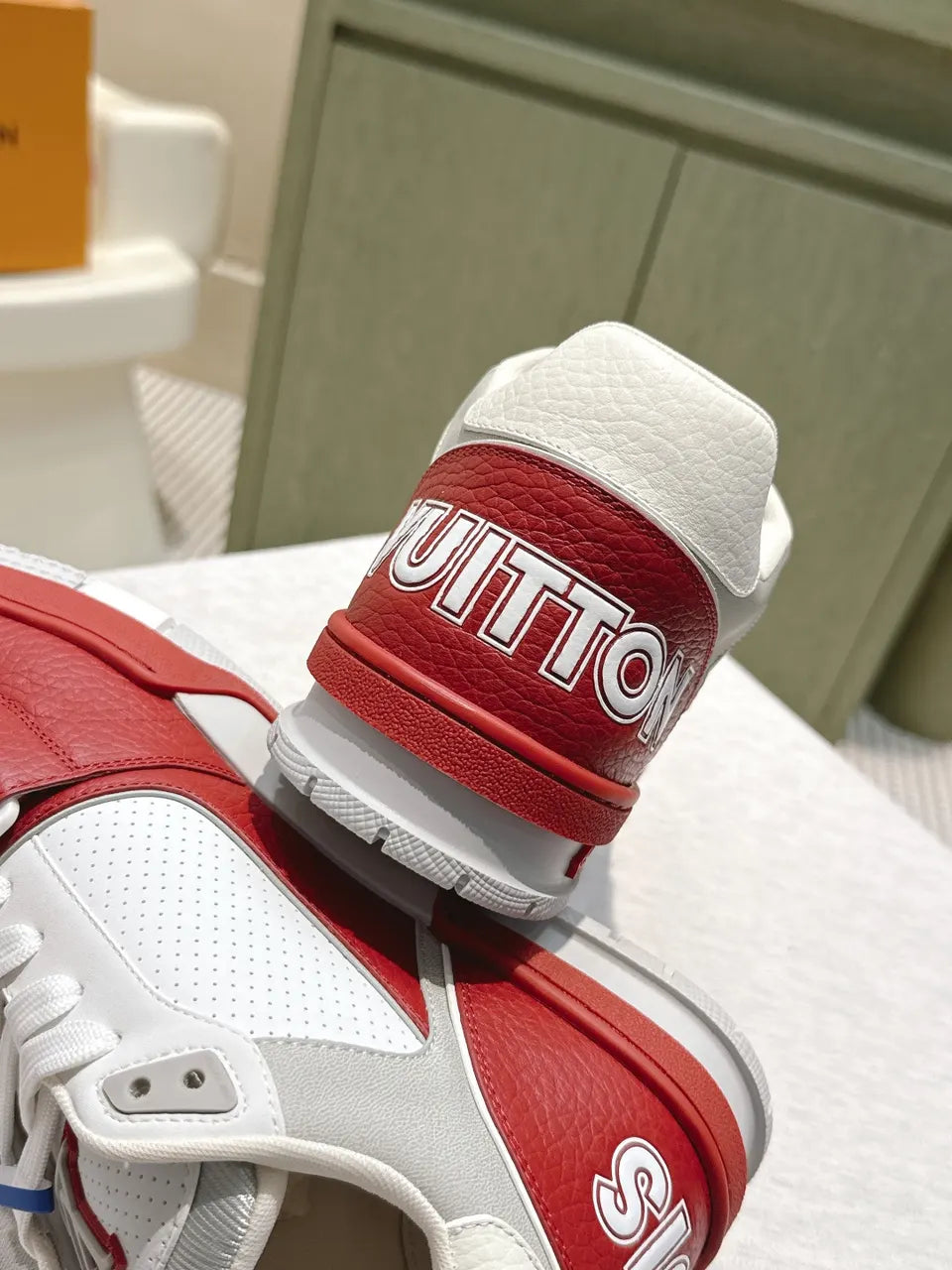 LV Trainer Upcycling Sneaker - Hình 5