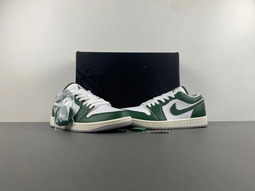 premium Air Jordan 1 Low Pine Green - Hình 5