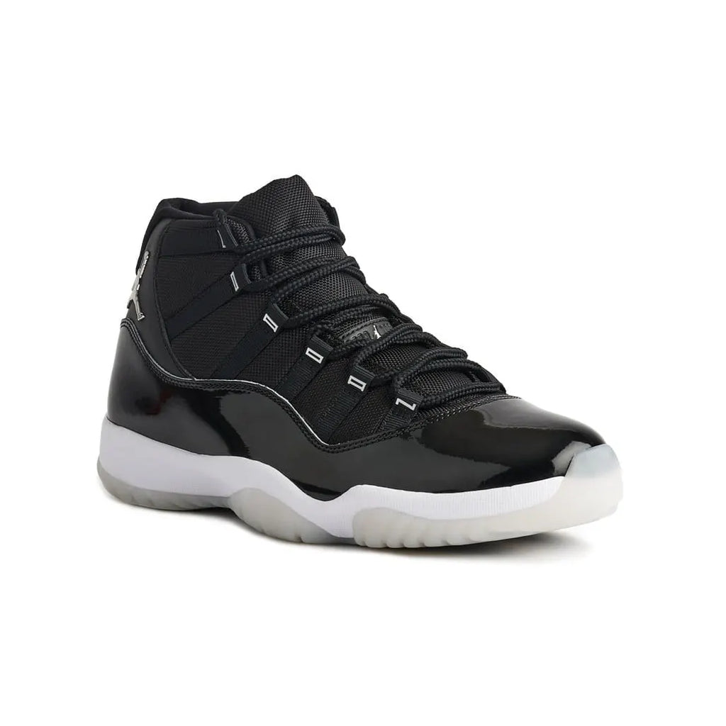 retro black Air Jordan 11 Cap and Gown - Hình 4
