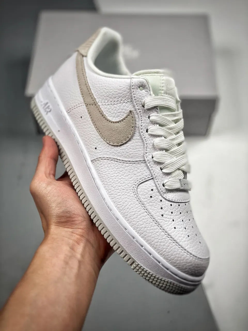 Nike AF1 White Suede