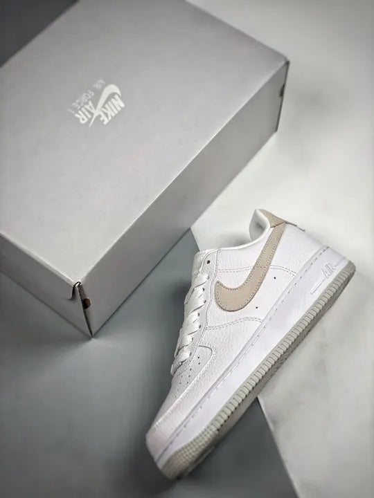 Nike AF1 White Suede - Hình 3