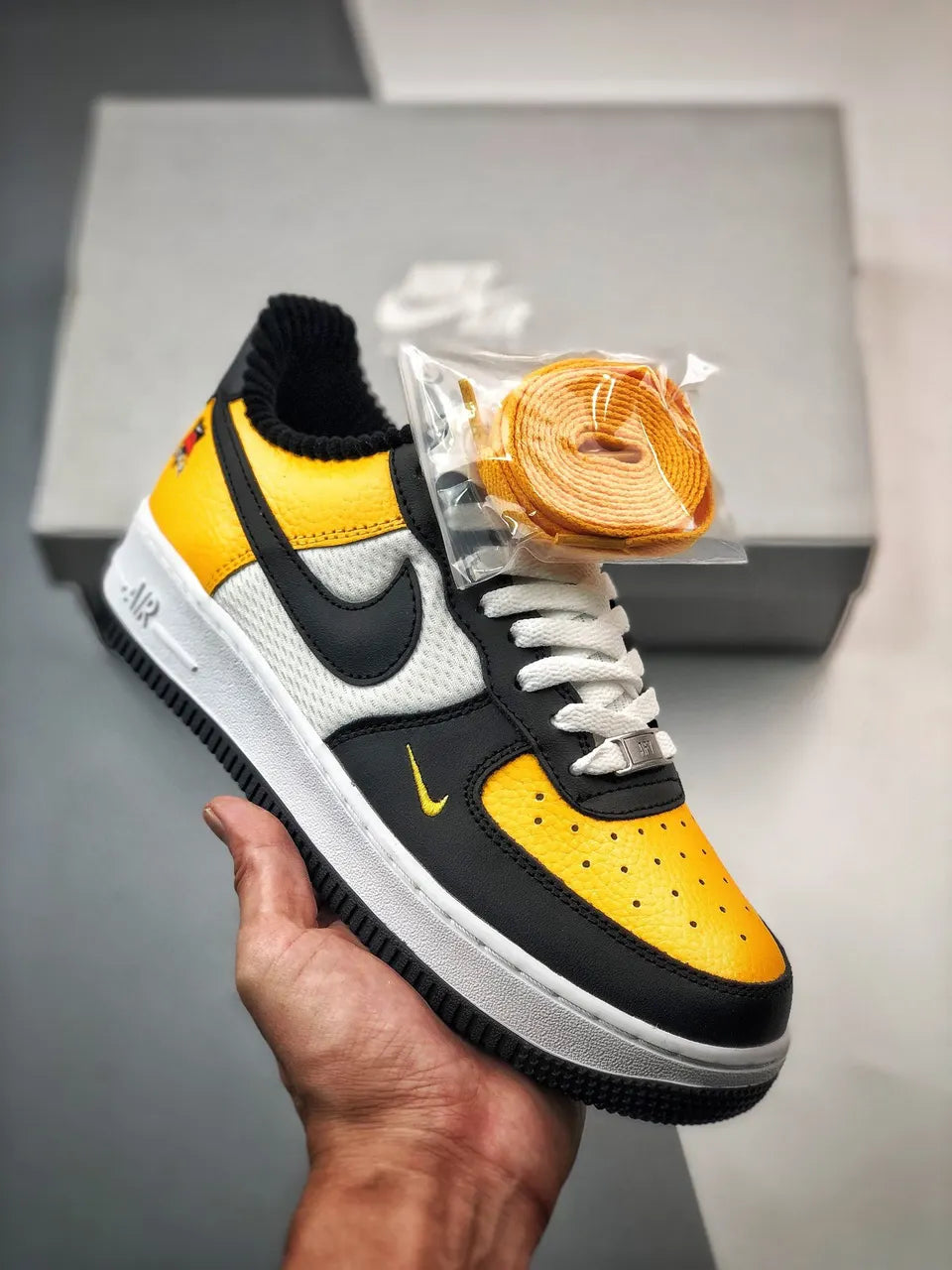 Nike AF1 Black Yellow