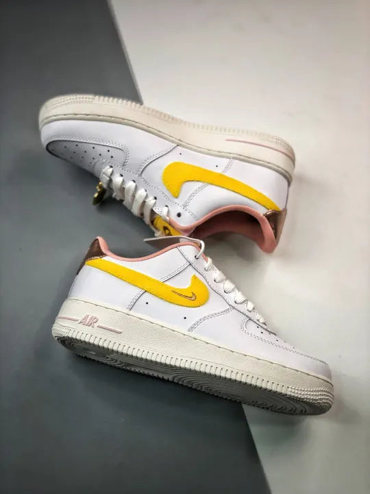 Nike Air Force 1 White/Gold - Hình 3