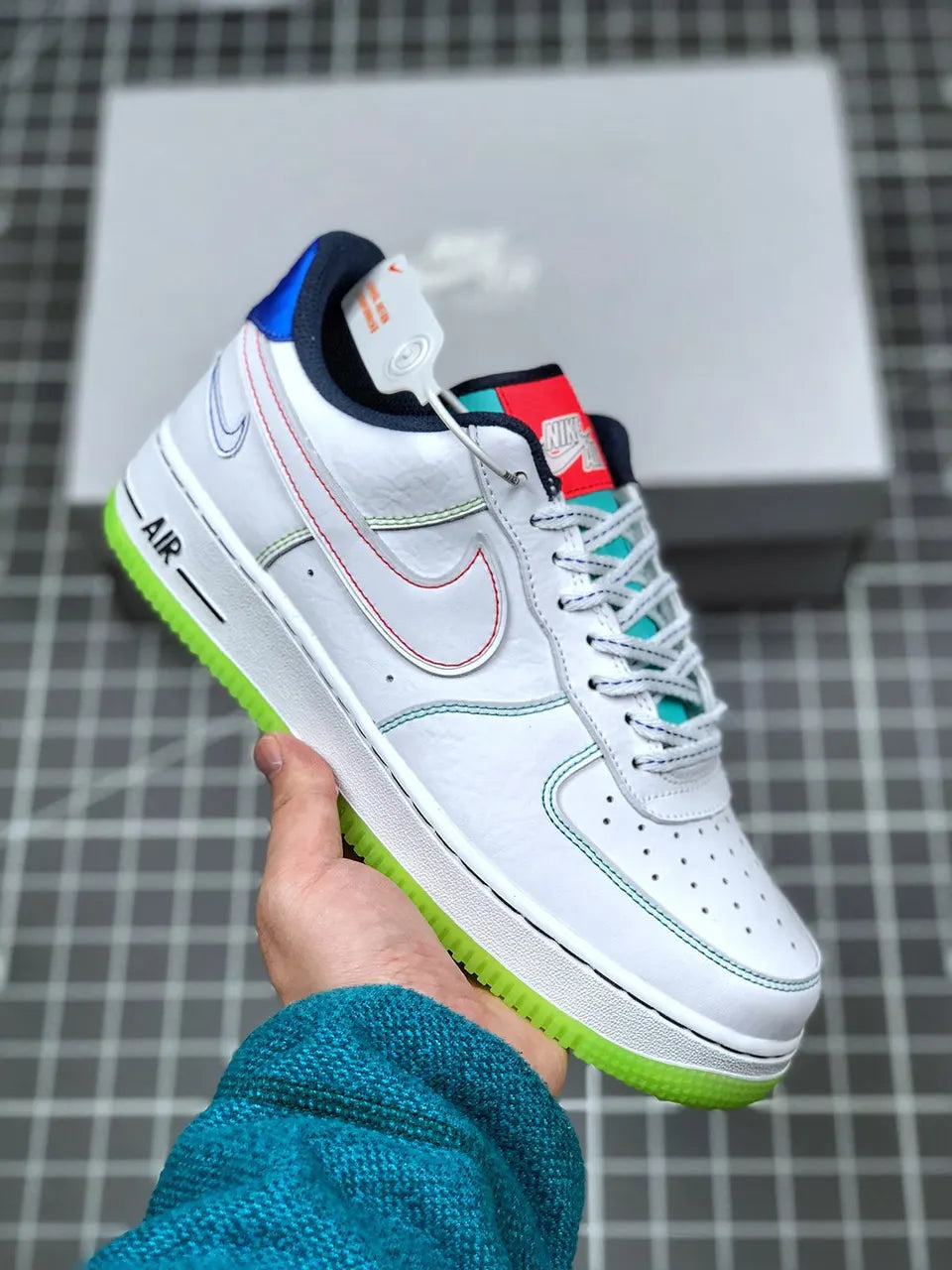 Nike Air Force 1 LV8 White Lime
