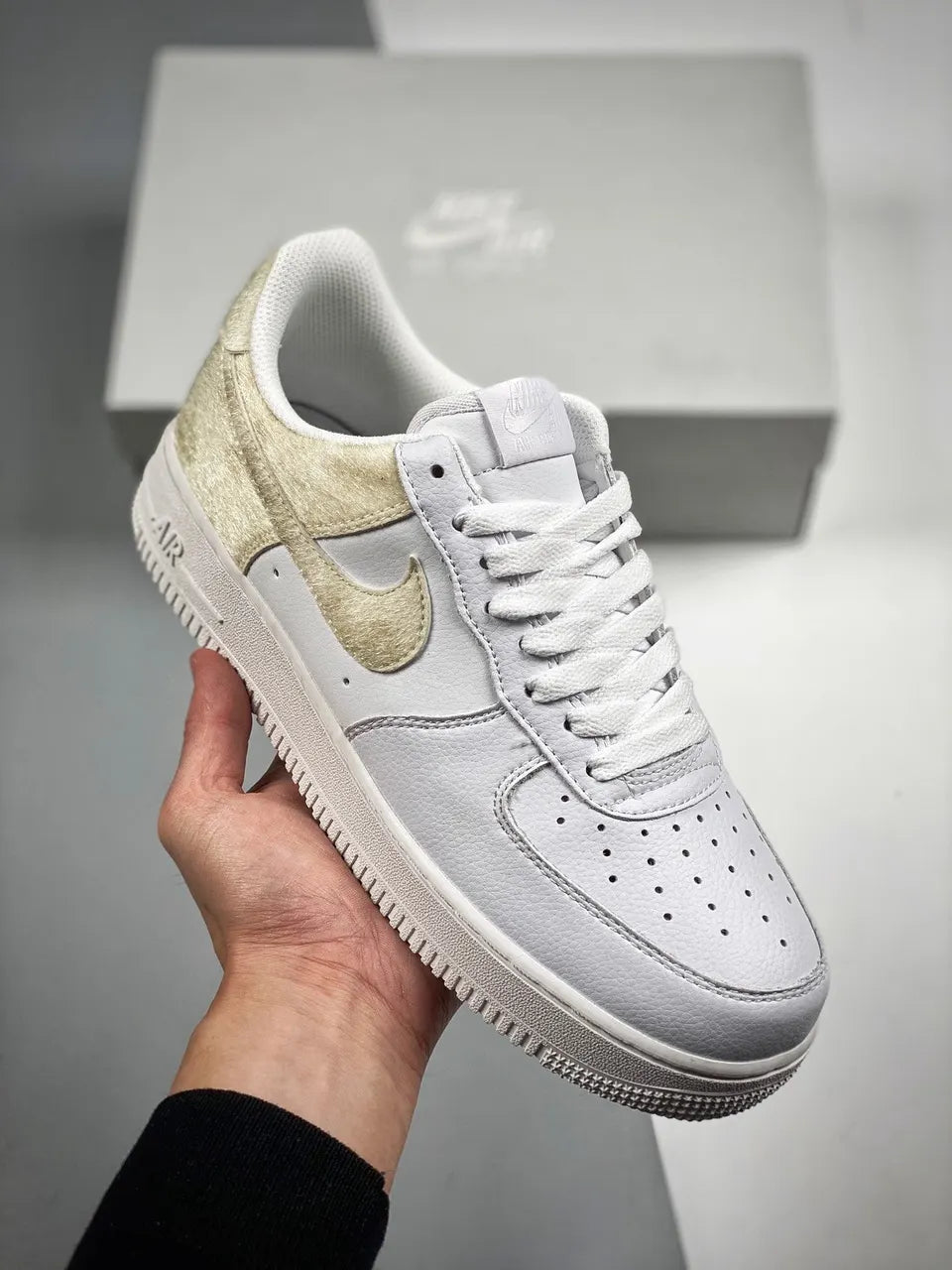 limited Nike Air Force 1 White Gold