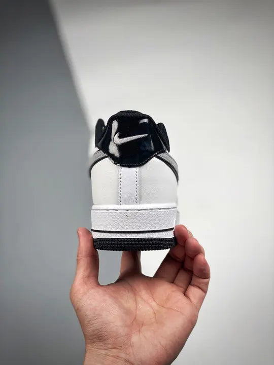white Nike Air Force 1 LV8 - Hình 7