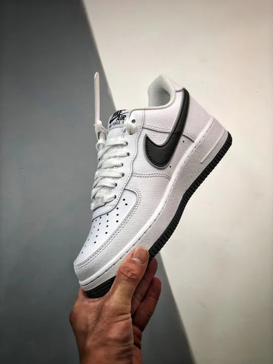 white Nike Air Force 1 '07 - Hình 5