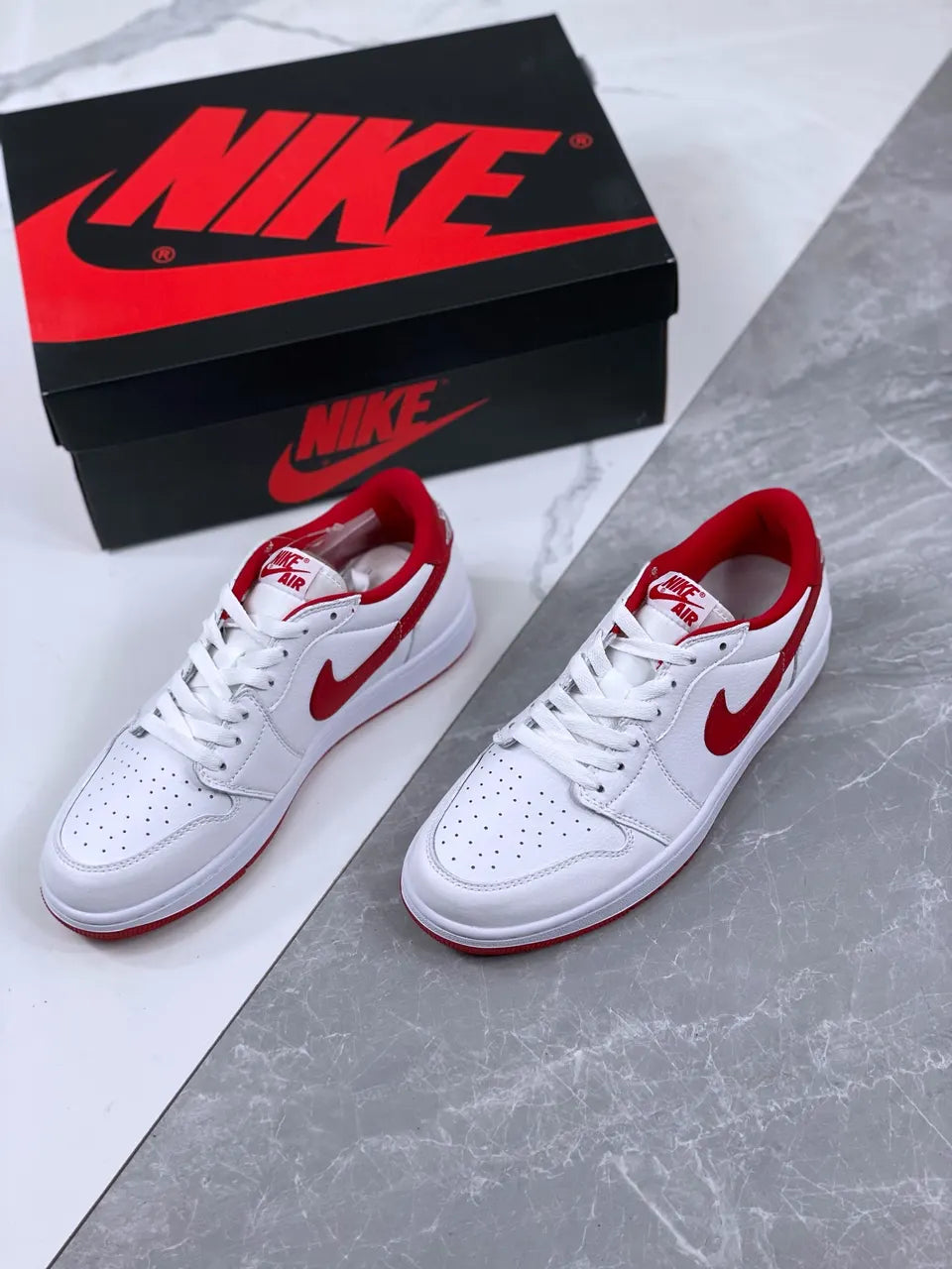 classic Air Jordan 1 Low White Red - Hình 2